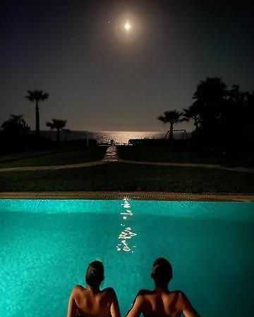 Ionion Beachfront Villa Ayia Napa Eksteriør billede
