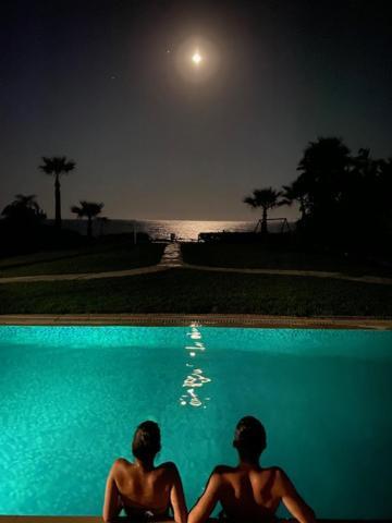 Ionion Beachfront Villa Ayia Napa Eksteriør billede