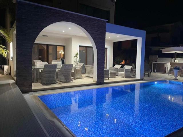 Ionion Beachfront Villa Ayia Napa Eksteriør billede